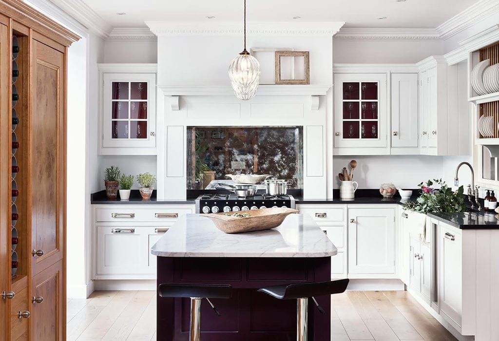 Traditional kitchen in the Cheverell showroom